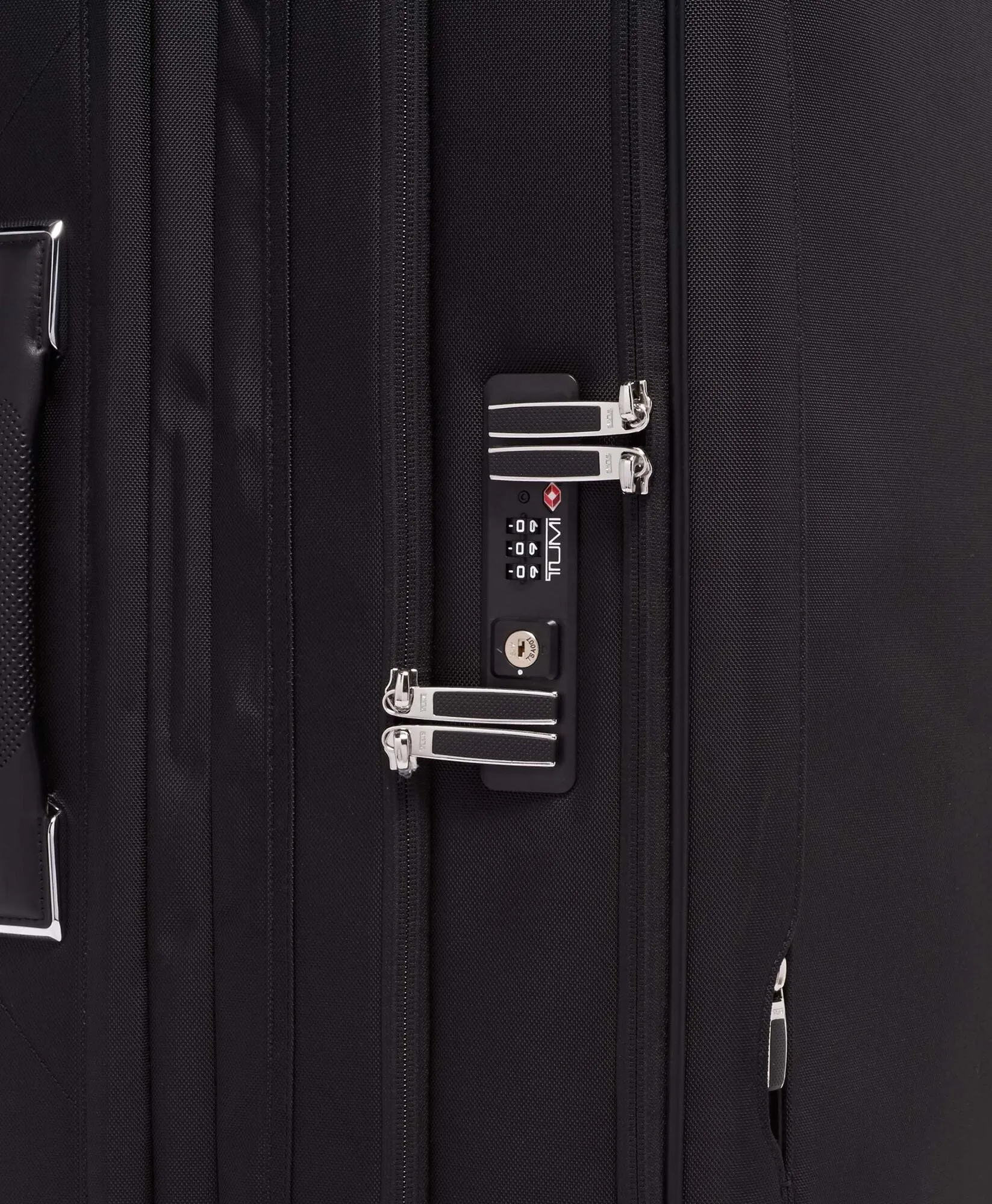 ARRIVE Extended Dual Access 4 Wheeled Packing Case - Black