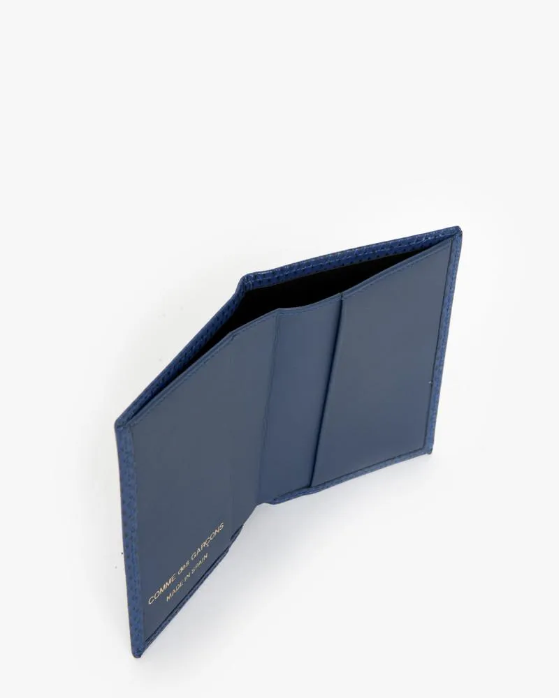 Bifold in Blue