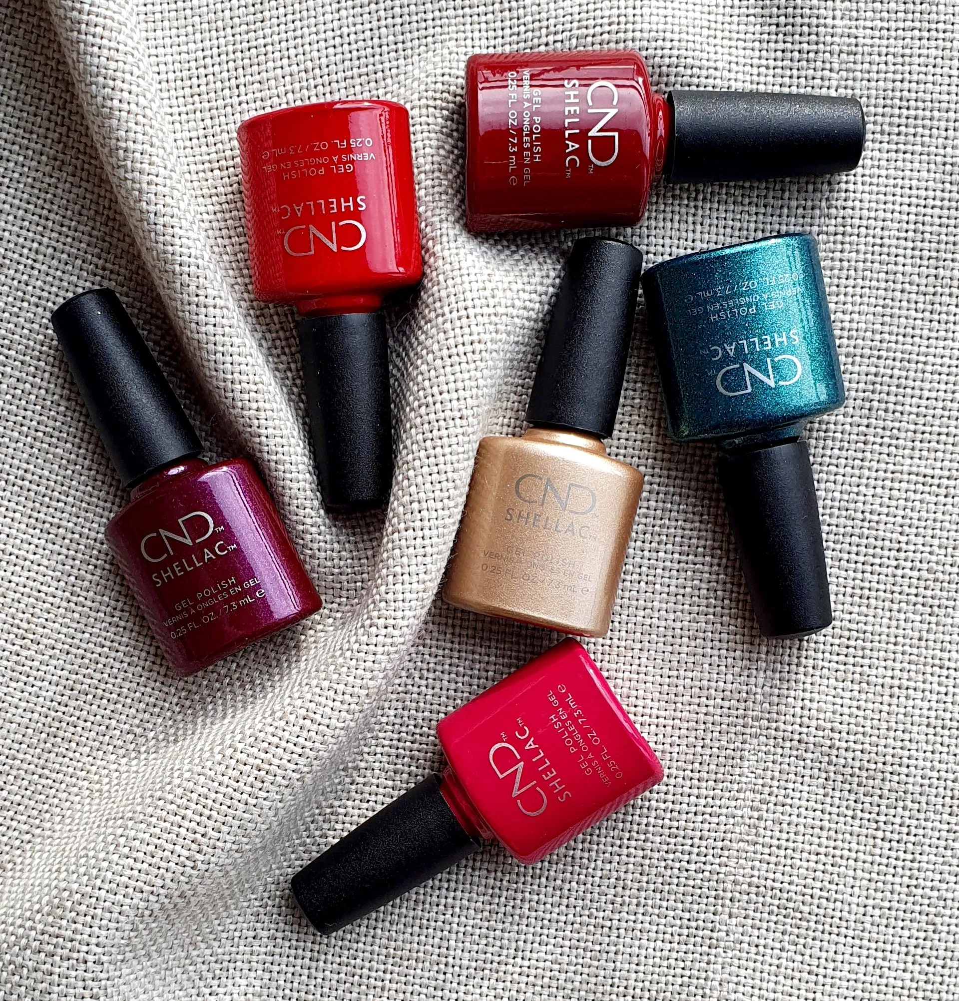 Bordeaux Babe * CND Shellac