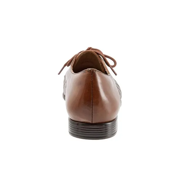 Lizzie Cognac Lace up Shoes SIZE 11.5 ONLY