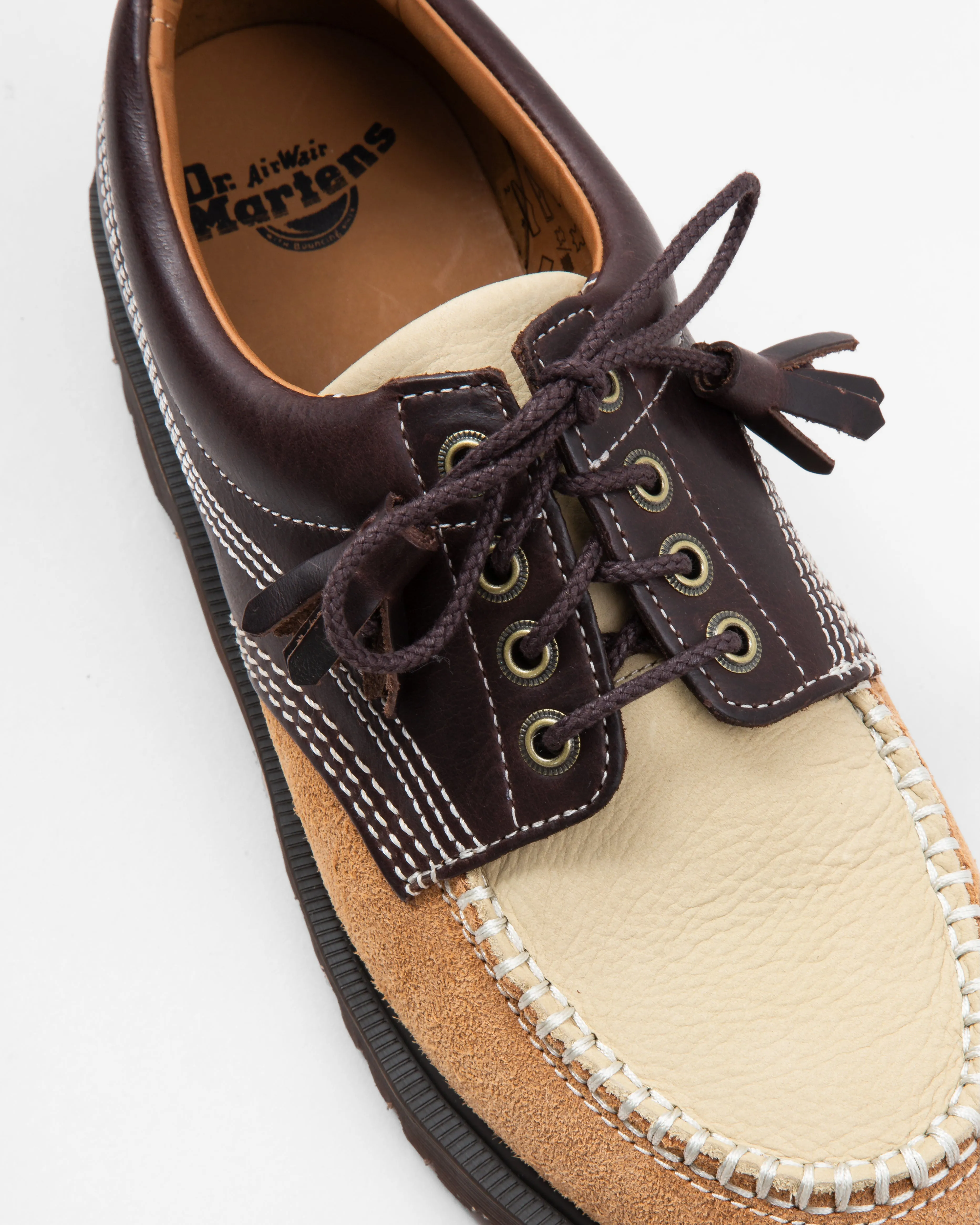Lowell Moc Toe