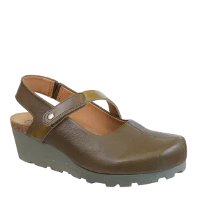 OTBT - PROG in GREIGE Wedge Clogs