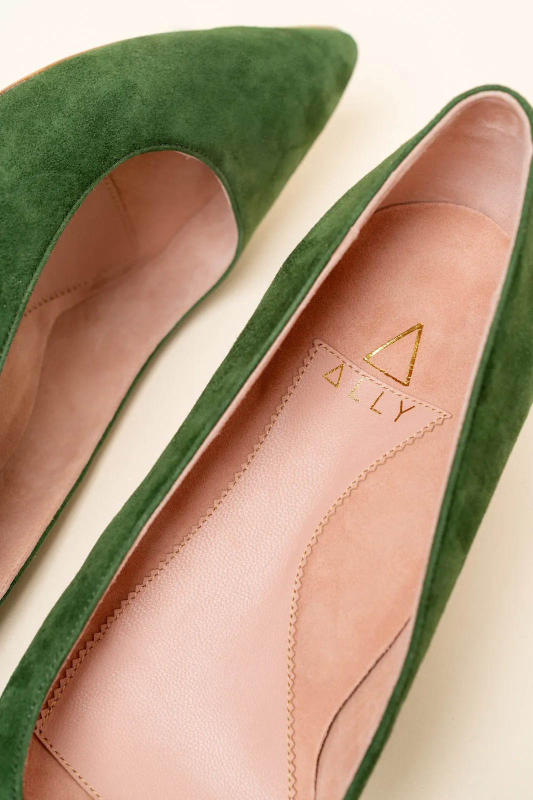[SAMPLE] Emerald Suede Lower Block Heel Pump