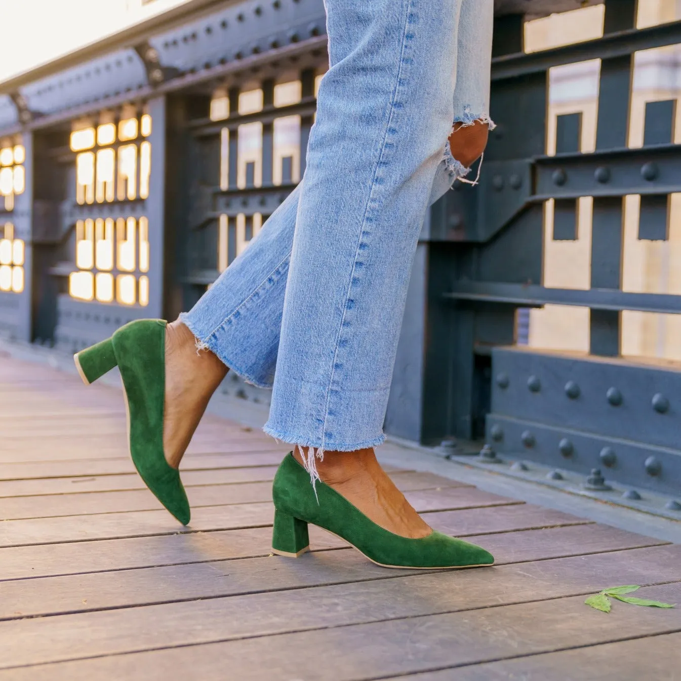 [SAMPLE] Emerald Suede Lower Block Heel Pump