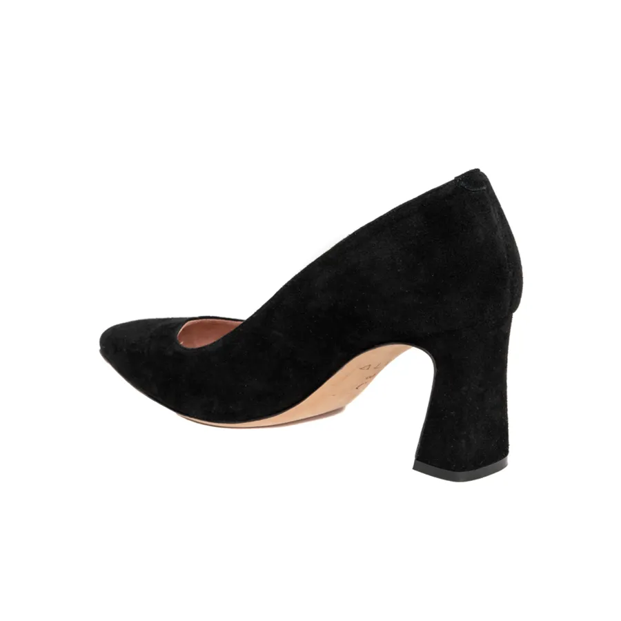 [SAMPLE] Gutsy Garnet Suede Block Heel Pump