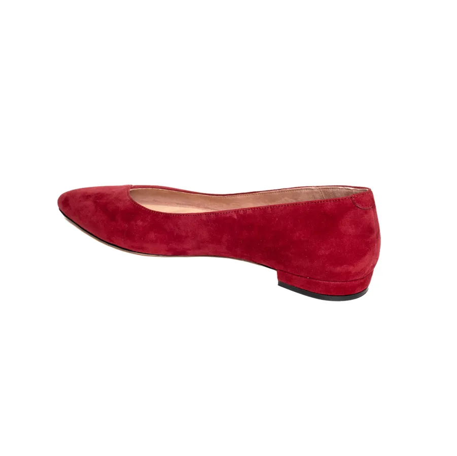 [SAMPLE] Gutsy Garnet Suede Flat