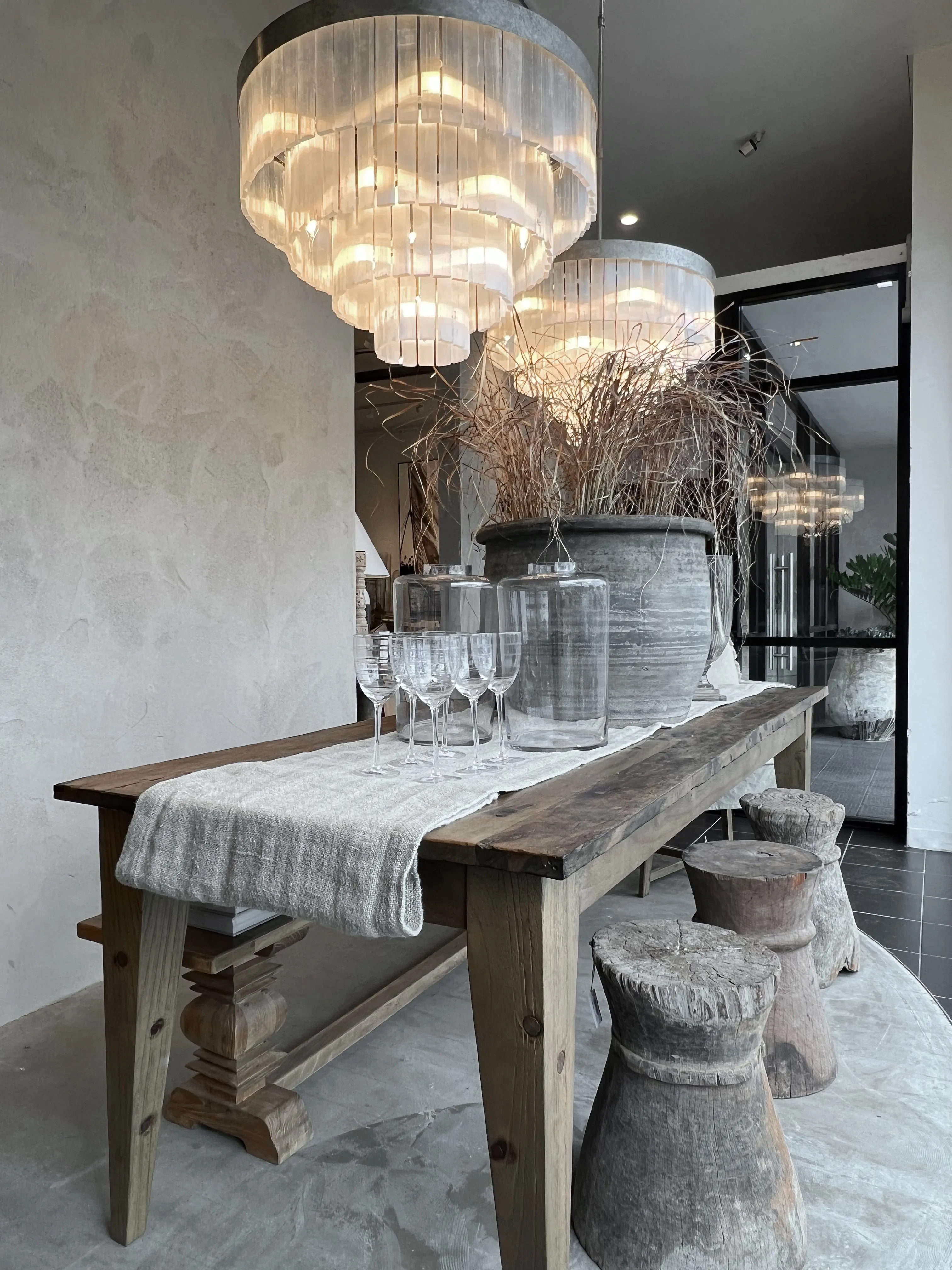 SELENE ROUND CHANDELIERS
